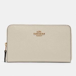 Medium Coach Wallet